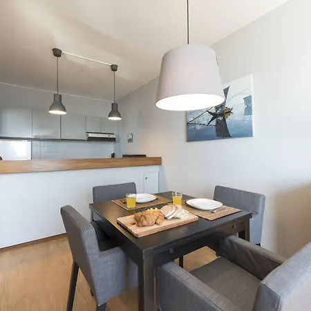 Lovelystay - Foz Sea View - *